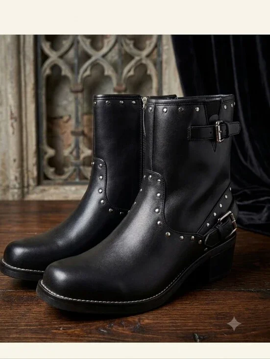 MIA Women's Delores Black Leather Square Toe Studded Buckle Booties Size 9