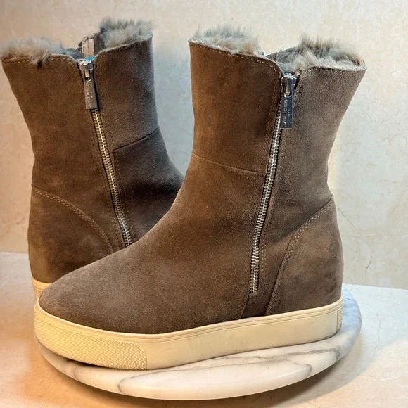 J Slides NYC Winnie Taupe Suede Fur Lined Wedge Heel Boots Women‎ Size 8M Winter