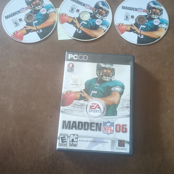 EA Sports Madden NFL 06 PC Game - Green