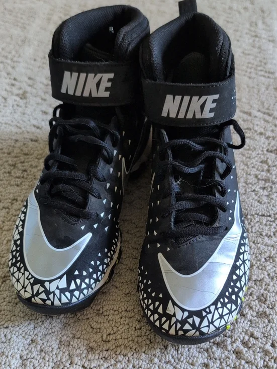 Youth Nike Kids Black & Silver High-Top Cleats