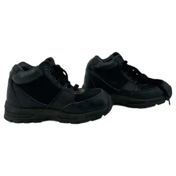 Nike Black Athletic Sneakers for Boys | Size 2.5B - Great for All Seasons