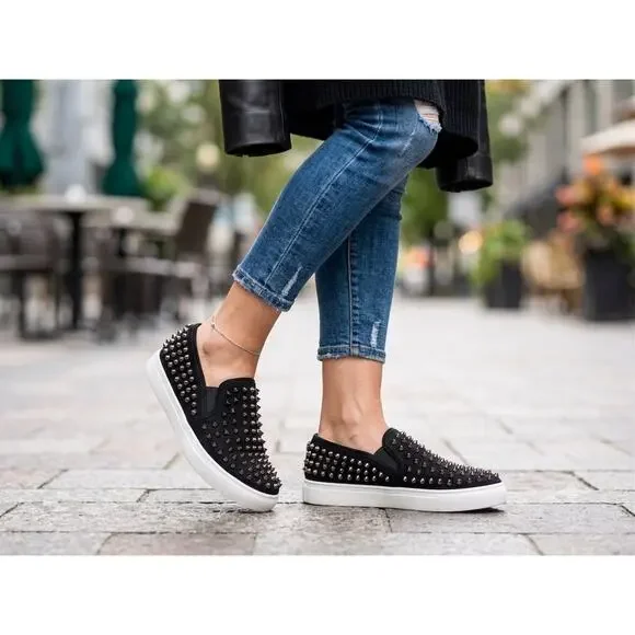 NWT❤️Steve Madden Women's Meego Shoe Sneakers sz5.5