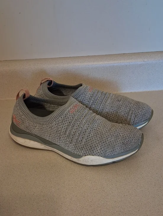 KURU Women Stride Light Gray Knit Slip-On Sneakers