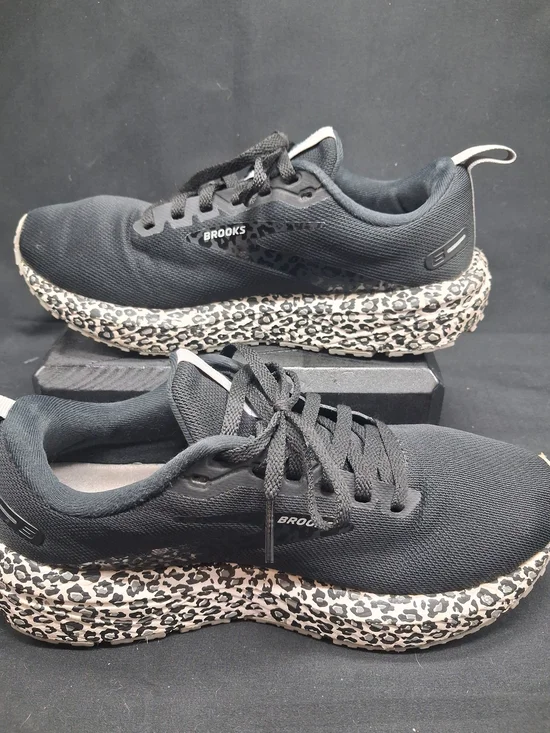 Brooks Black Athletic Shoes with Leopard-Print Midsole
