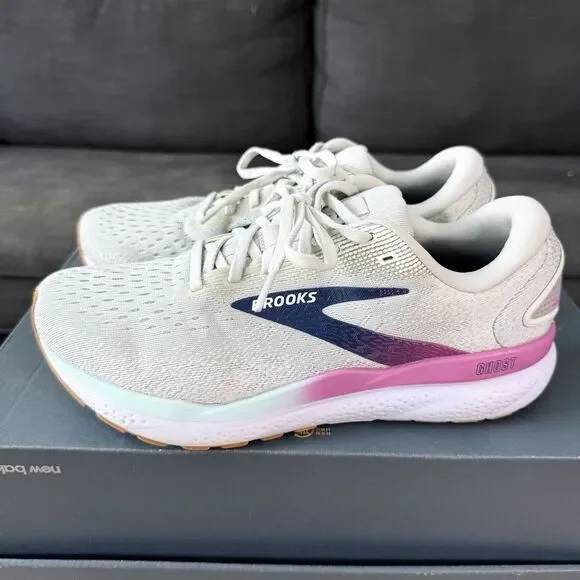 Brooks Ghost 16 White Nitrogen Running Shoe Women's 9.5 Wide