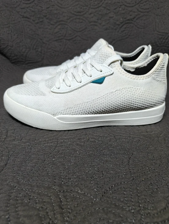 VESSI Weekend Waterproof White Knit Casual Off White Lace Up Sneaker Women's 7