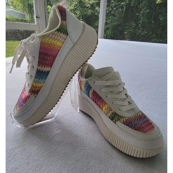 La Sheelah Women Timeless Knit Rainbow Chunky Platform 2