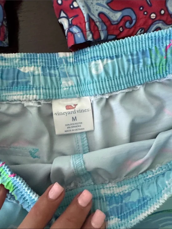Size pairs of size medium boys vineyard vines swim trunks