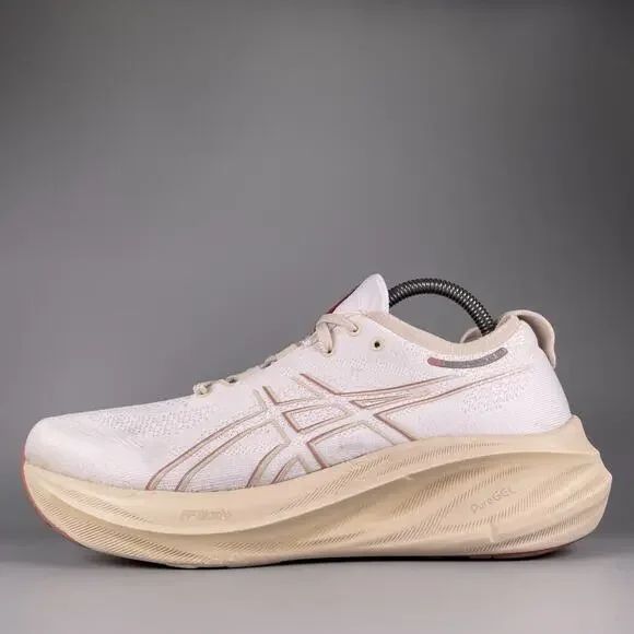 Asics Gel-Nimbus 26 Women's 10.5 White Running Sneakers Athletic Gym Shoe Casual