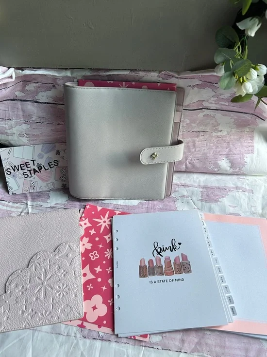 🎀Bundle Aura Estelle A5 wide planner w pink chic Inserts ✨