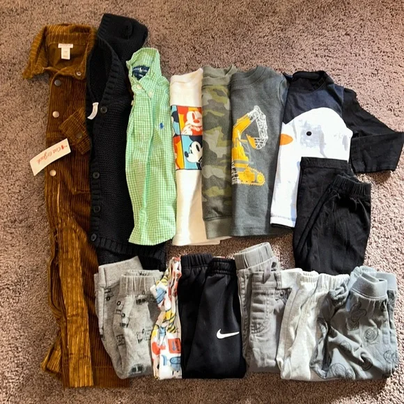 Babyboy 18m fall & winter romper sweater top and pants bundle!!
