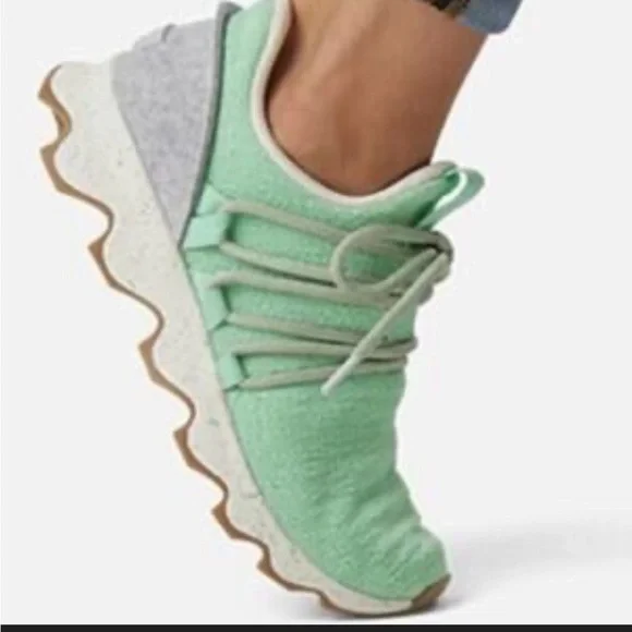 Sorel Mint Green Knit Lace-Up Athletic Sneakers