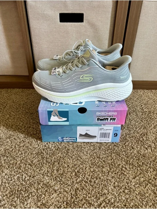 Skechers Swift Fit Size 9 Women Gray  Slip-On Sneakers with Lime Accent