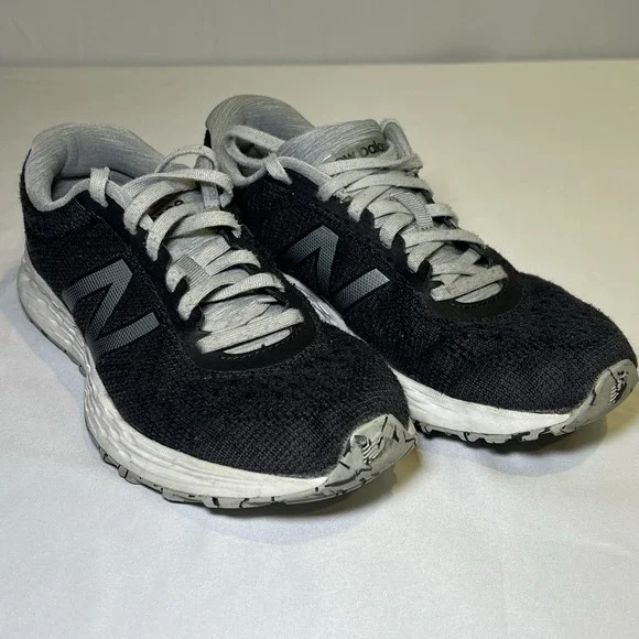 New‎ Balance fresh foam WARISRB1 Size 6.5 womens gray sneaker low top
