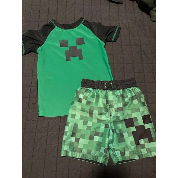 Minecraft Creeper Boys 2-Piece Swim Set‎ Rash Guard and Trunks Green Black