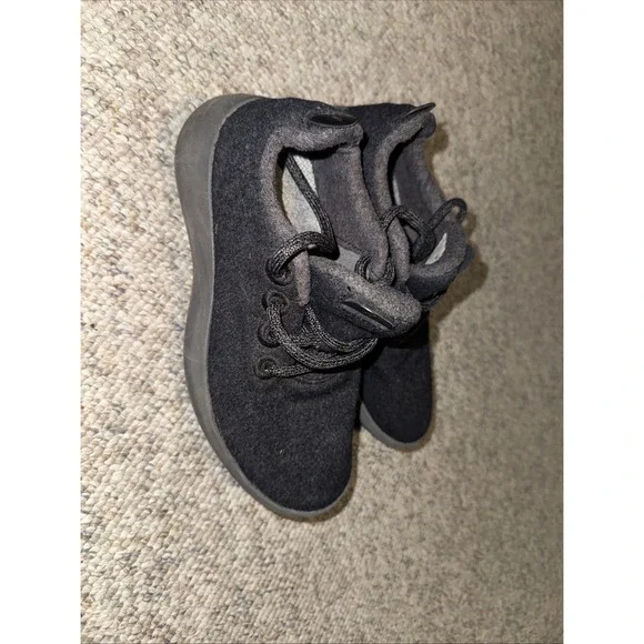Allbirds Women's 5 Mizzle Wool Runners Sneakers Black Washable Merino WR W8