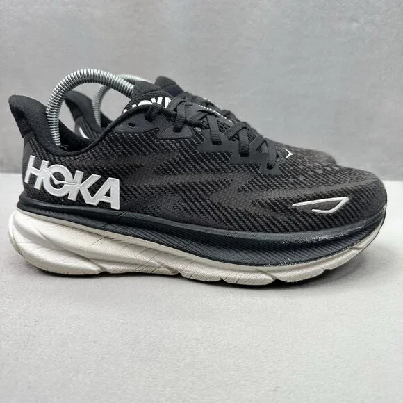 Womens Size 8 (B) Hoka One One Clifton 9 Shoes Black / White Running‎ Sneakers