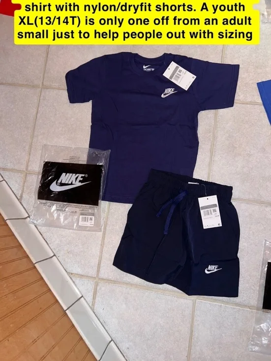 Kids Nike short/shirt set 7T