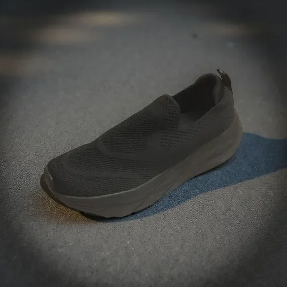 NWOB Black STQ Walking Shoes Memory Foam Insole Women’s Size 6.5