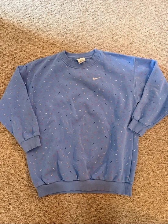 Nike Light Blue Crewneck Sweatshirt with Multicolor Dashes