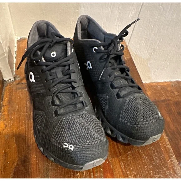 On Cloud X Women's Sz 8  Cross Training Shoe Black/Asphalt Low-top Lightweight