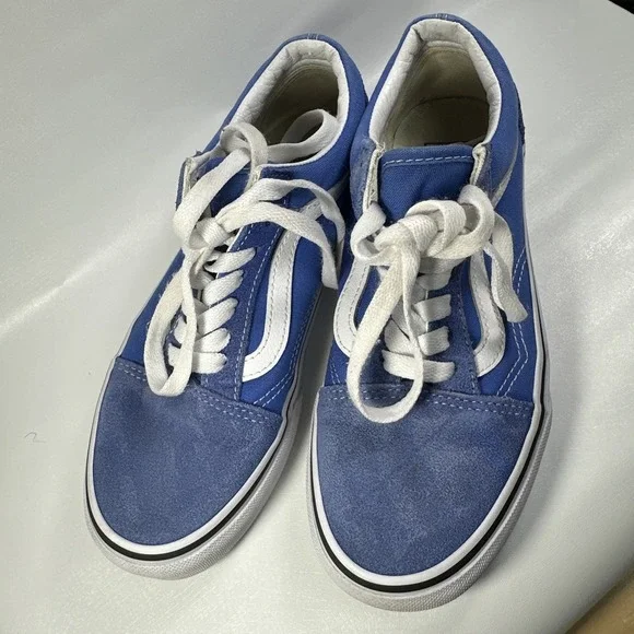 Vans Off the Wall Women's‎ Size 6.5 Blue Low Tops Old Skool Skater Shoe