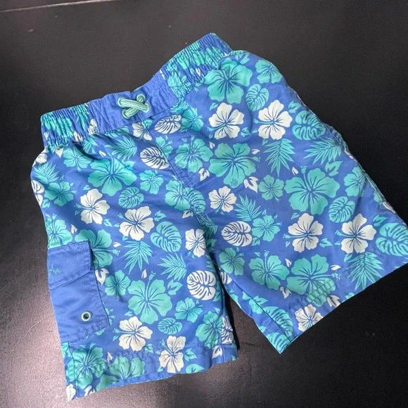 Blue Floral UV protection 50+ Sunwesr Swim Shorts size 5