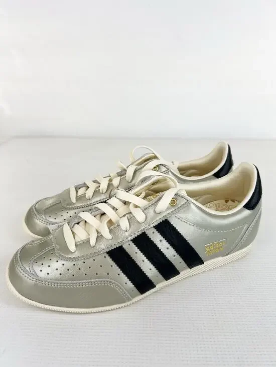 adidas Japan Shoes Sneakers Alumina Silver Black Cream Leather Women 9 READ