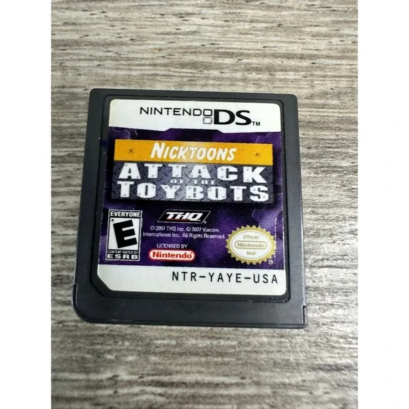 Nicktoons Attack of the Toybots Nintendo DS Game Cartridge NTR-YAYE-USA THQ 2007