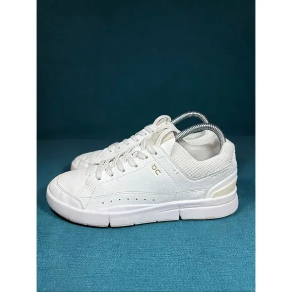 On Cloud THE ROGER Advantage All White Women's Size 8