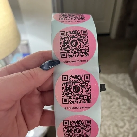 Pink Custom QR Code Stickers 200 roll