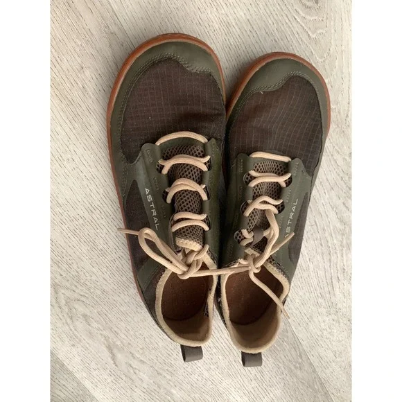 Astral Loyak ACWS Women 9 Water Shoes Olive Green Brown Hiking Sneakers Gorpcore
