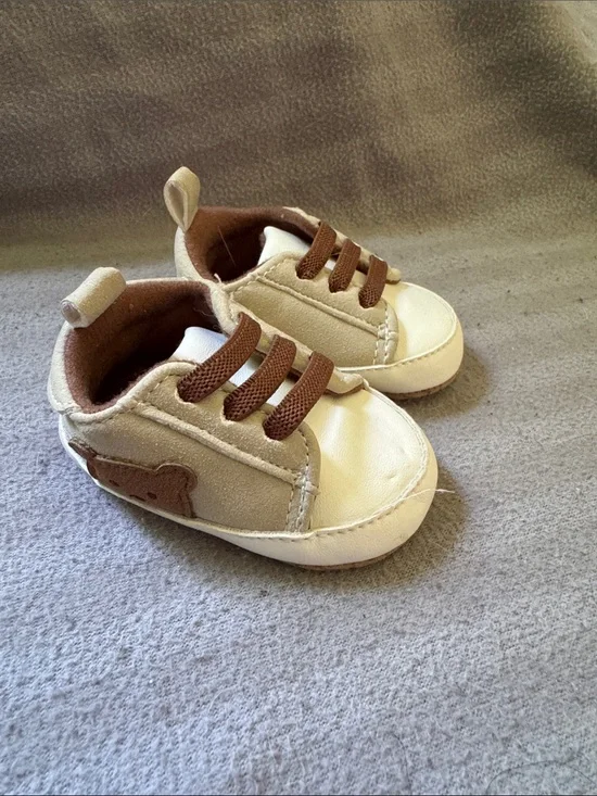 Newborn Neutral Beige & Brown Casual Sneakers