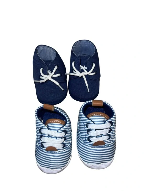 Navy & Blue Striped Baby Shoes - Lightweight Infant Sneakers (Unbranded) & 6 bib