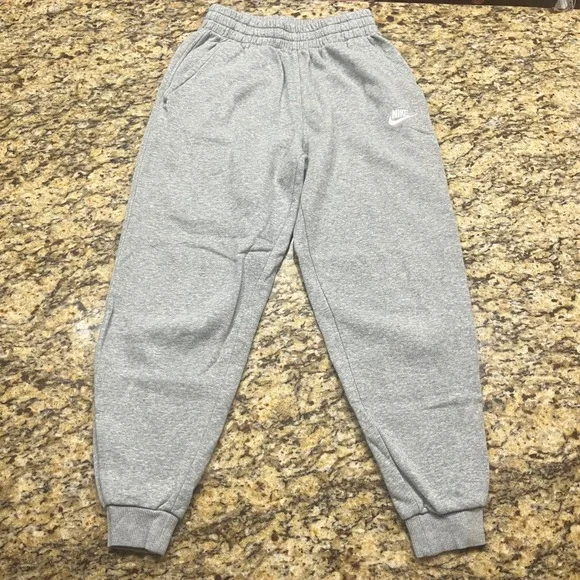 Nike Kids Sportswear Club Fleece Joggers Heather Grey Sweatpants Boys Girls