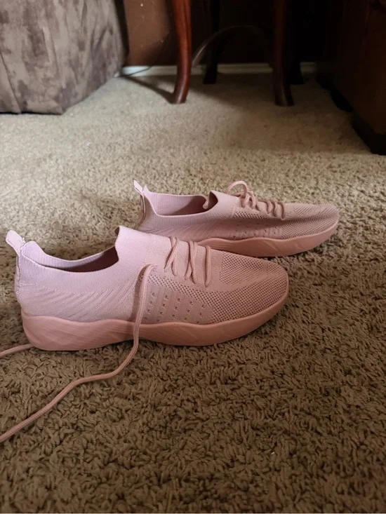 Women's Lightweight Knit Slip-On Sneakers - Pink