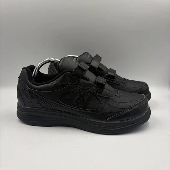New Balance 577 Walking Shoes Womens Size‎ 9 Black Leather Comfort Sneakers