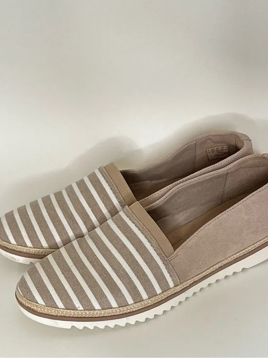 Size 11 Clarks Beige and White Striped Slip-On Flats