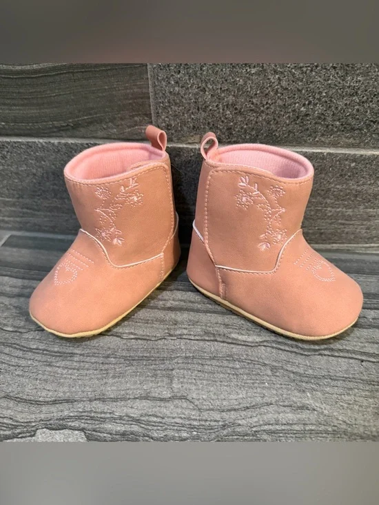 Baby cowgirl cowboy pink soft boots