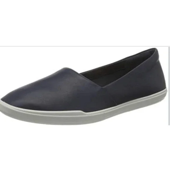 Ecco Women's Simpil Navy Leather White Loafer Shoes Women's Size 37 -6.5