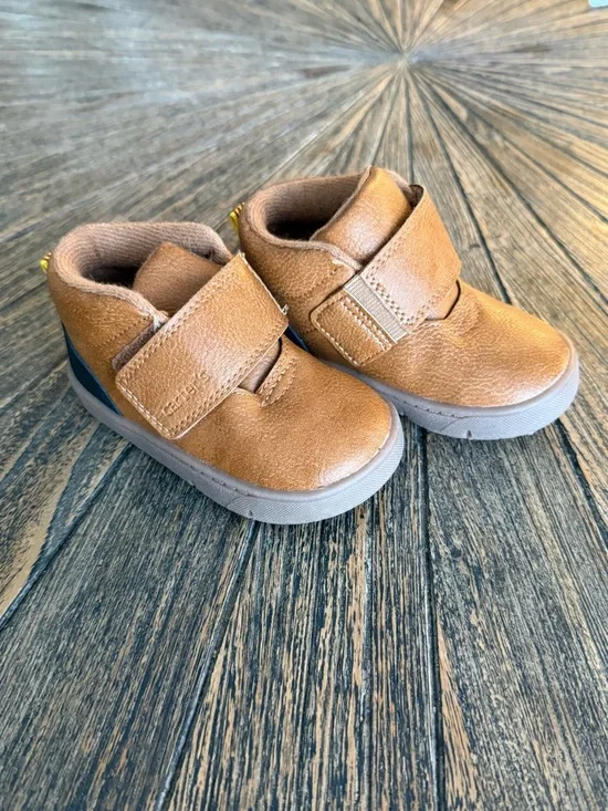 Carter's Toddler Boy Booties (never worn) Size 5