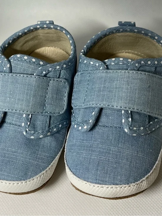 Robeez Light Blue Canvas Baby Walkers with White Polka Trim