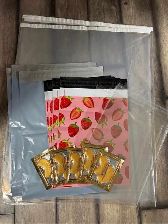 Poly mailer Bundle 5each Strawberry, Gray, Lg&Md Clear Gold Eye Masks