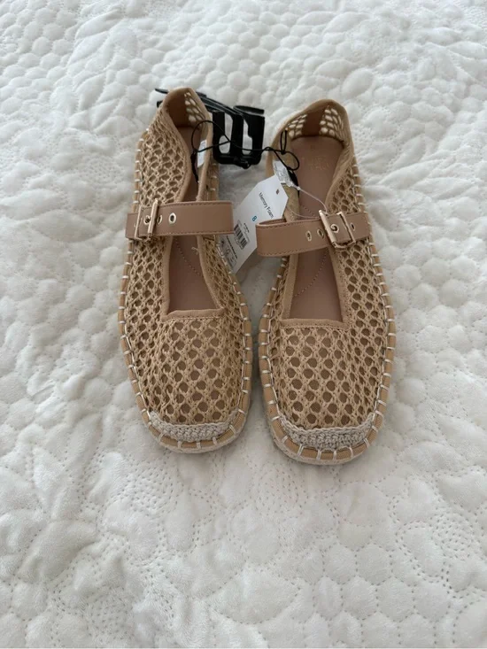 Women’s Beige Mesh Mary Jane Flats