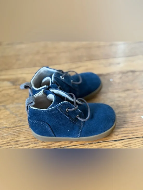 UGG Kids' Kristjan Chukka Boots - Size 4 / 5