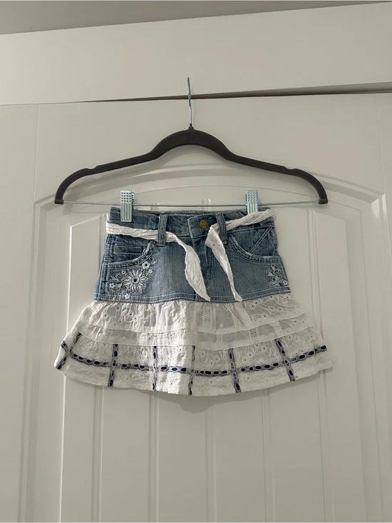 Children's Place Est 1989 Denim & Lace Embroidered Jean Skort W/ Belt Size 3T