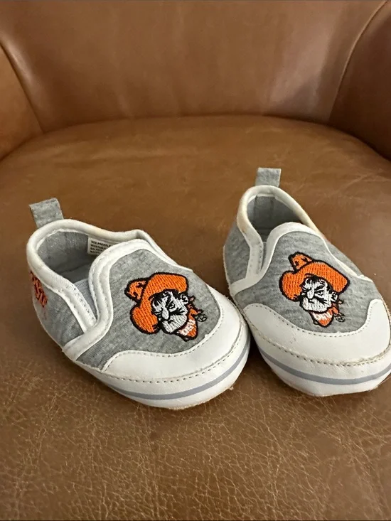 Baby Oklahoma State University, Pistol Pete Shoes