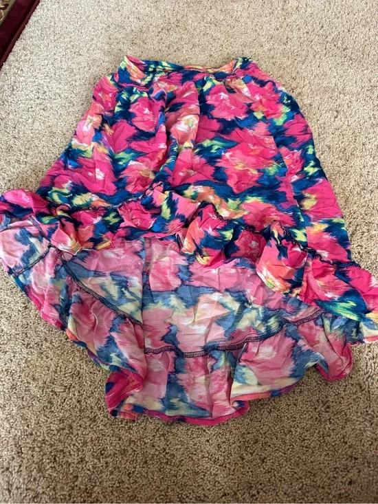 Girls high low floral skirt 💖🌺
