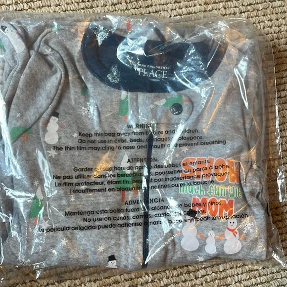 NWT Childrens Place Snow Much Fun with Mom full zip pajamas 2T