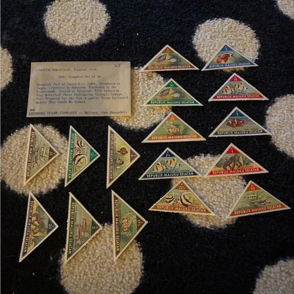 Vintage mint republic of South moluccas stamps
